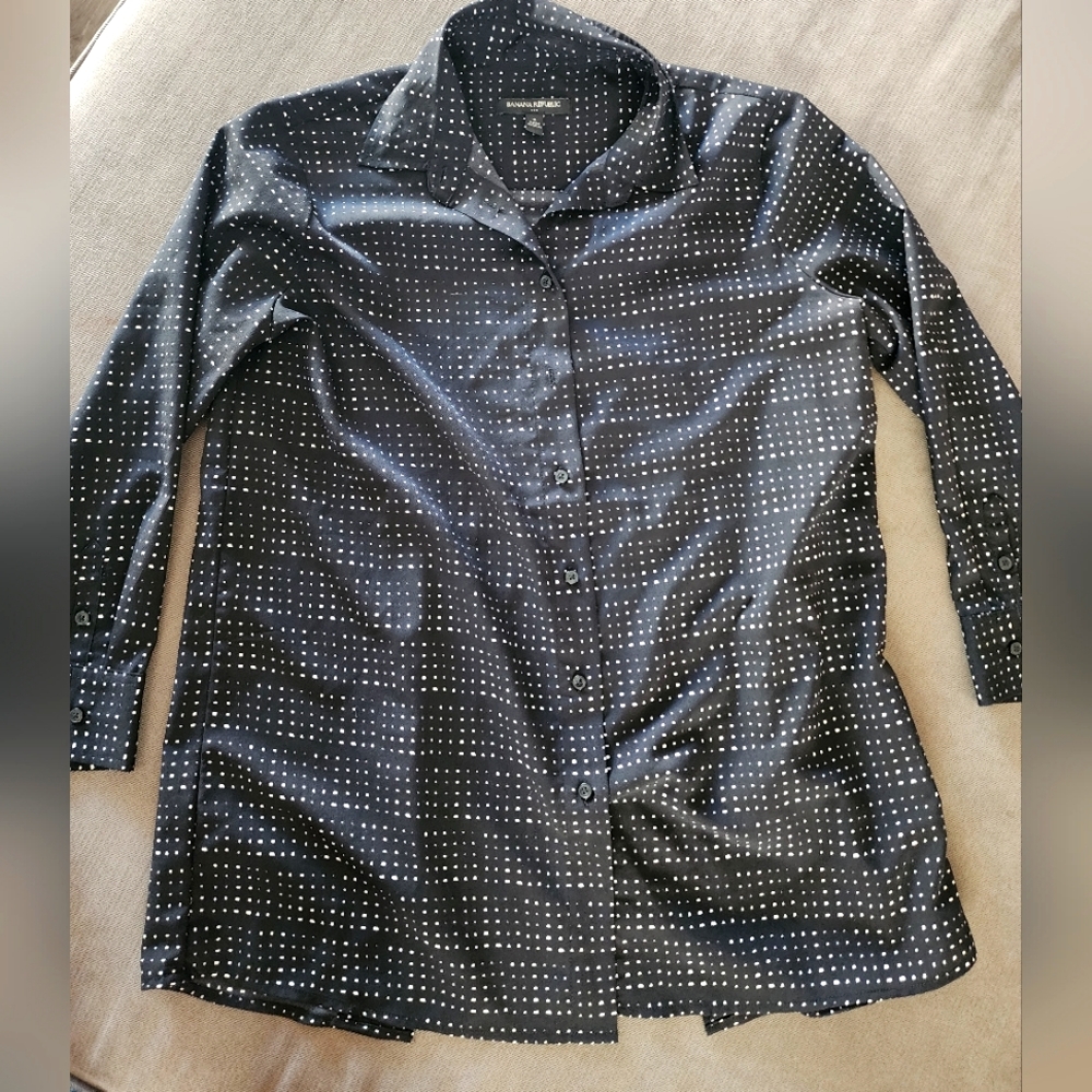 Banana Republic Factory Button Down Top with Back Slit